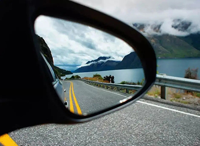 Car rear-view mirror